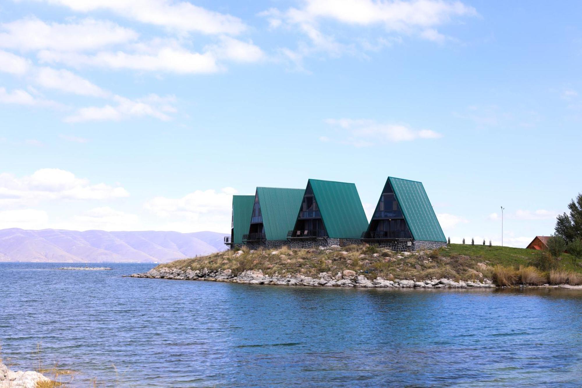 Noy Land Resort Sevan Exterior foto